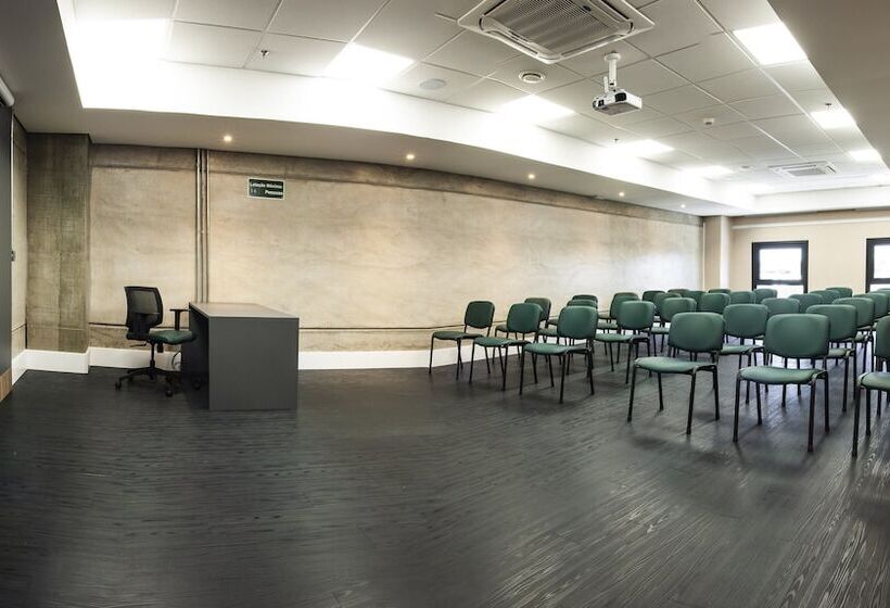 Holiday Inn Express   Farroupilha, Um Hotel Ihg