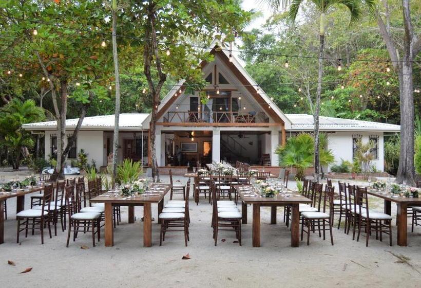 בית מלון כפרי Casa Cecilia Beach Front