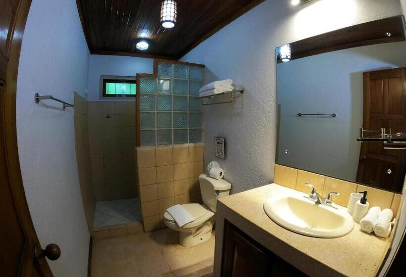 בית מלון כפרי Casa Cecilia Beach Front