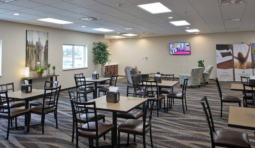 فندق Cobblestone Inn & Suites  Boone