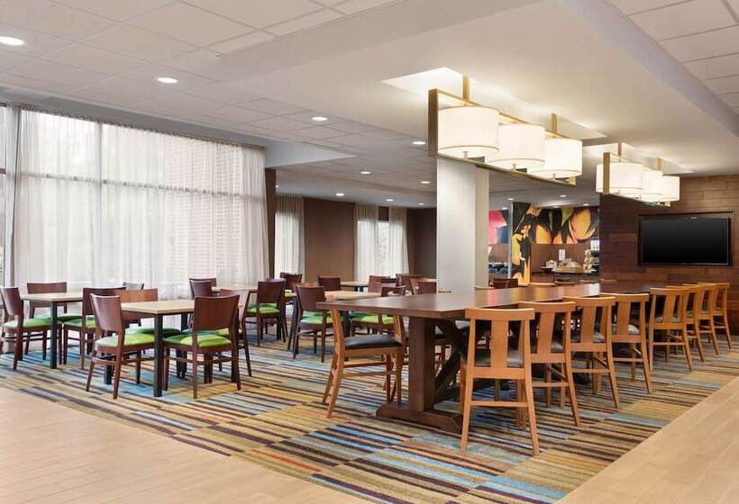 酒店 Fairfield Inn & Suites By Marriott Charlottesville Downtown/university Area