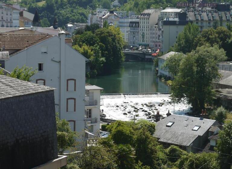 فندق Hôtel Saint Charles