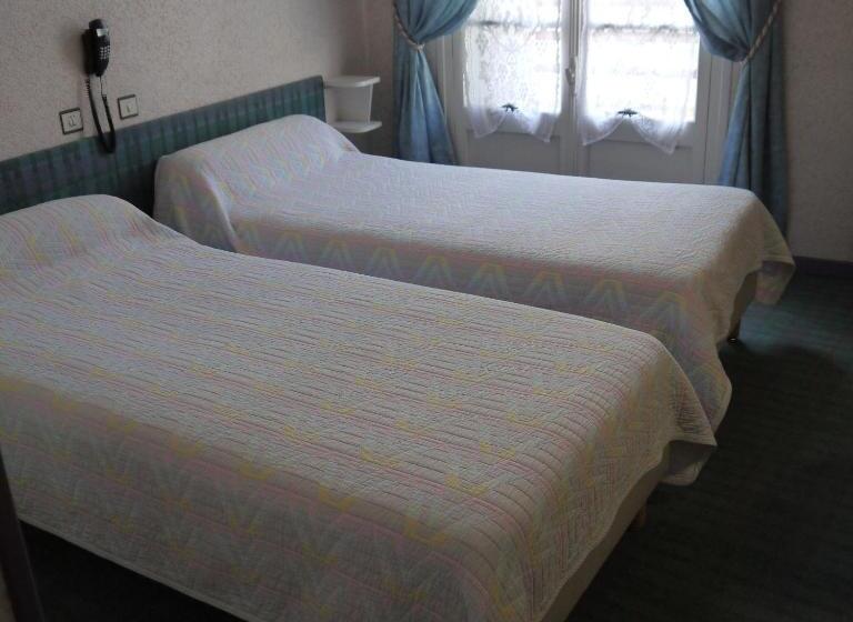 فندق Hôtel Saint Charles