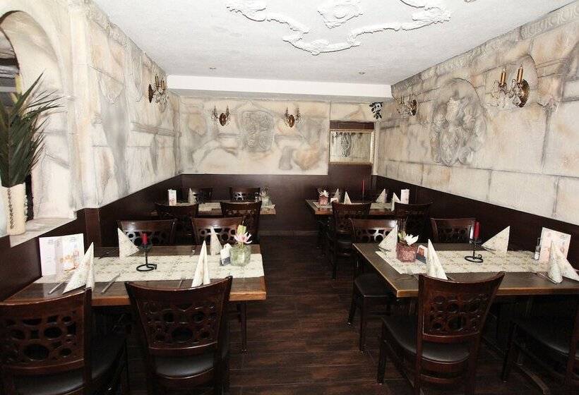 בית מלון כפרי Pension Villa Colosseo Im Herzen Von Meiningen