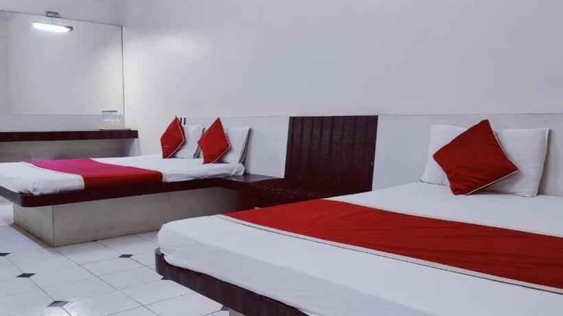 בית מלון כפרי Saideep Villas, Shirdi