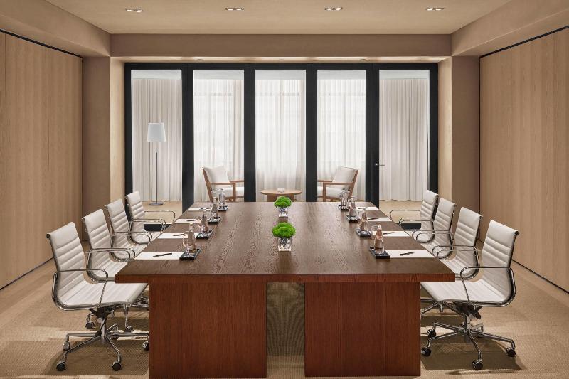 호텔 The Shanghai Edition