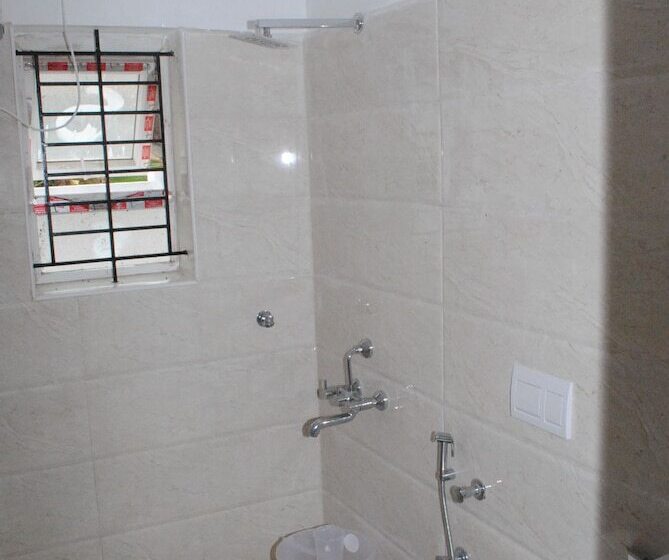 هتل Ulo Armster Palace