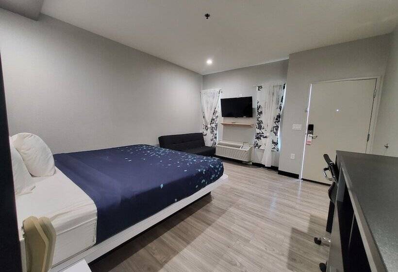 Мотель Crystal Inn