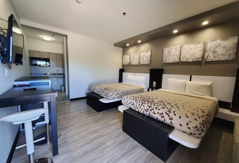 Мотель Crystal Inn