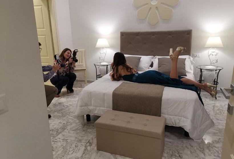 ペンション Flos Guest House