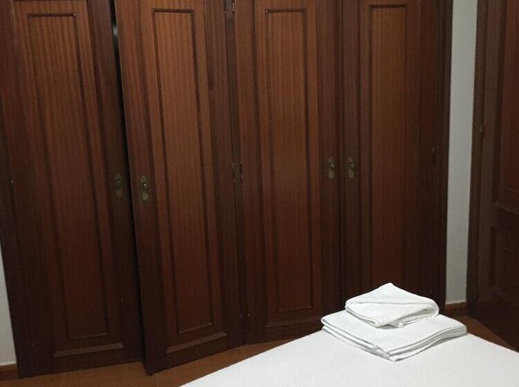 פנסיון Hostal Illan