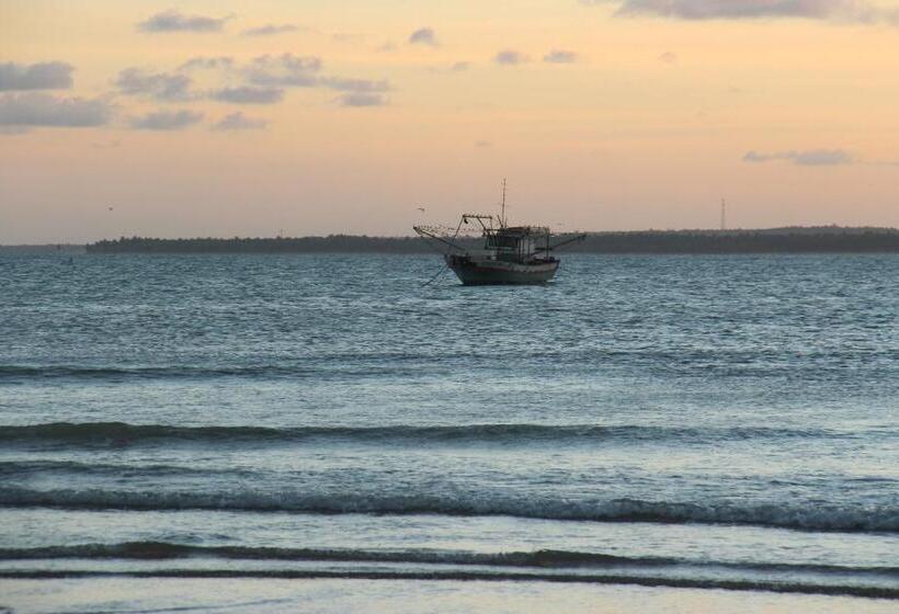 بنسيون Suites Enseada Beira Mar