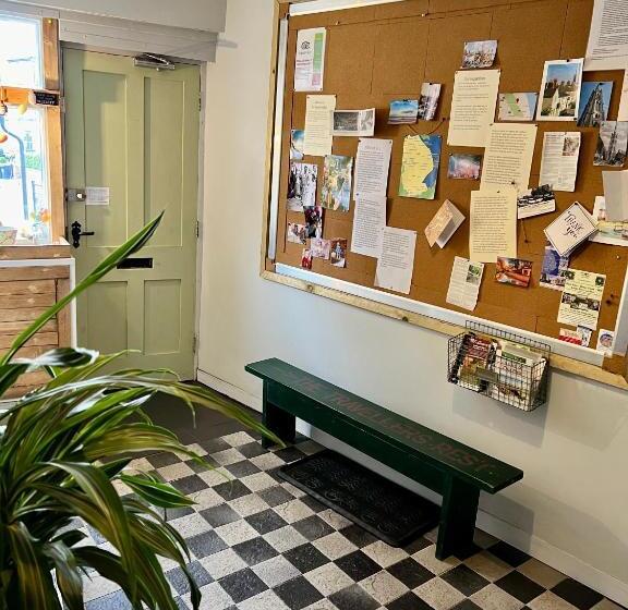 펜션 The Traveller's B&b