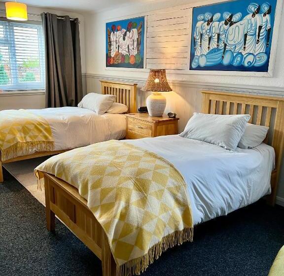 펜션 The Traveller's B&b