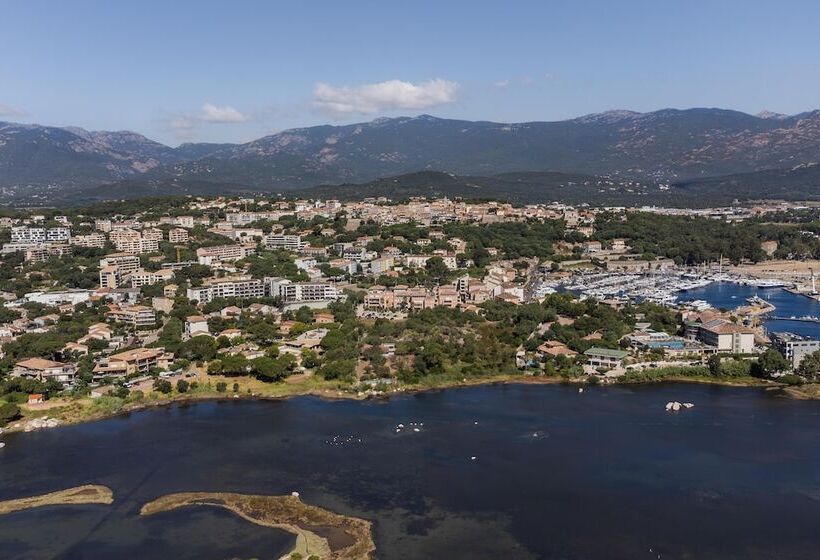 Pierre & Vacances Résidence Premium Vesna Rossa