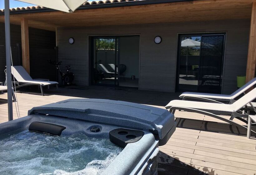 Pierre & Vacances Résidence Premium Vesna Rossa