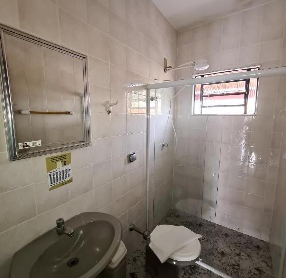 ユースホステル Pousada Nossa Senhora Aparecida