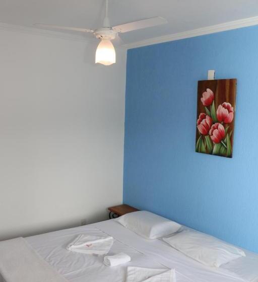 ユースホステル Pousada Nossa Senhora Aparecida