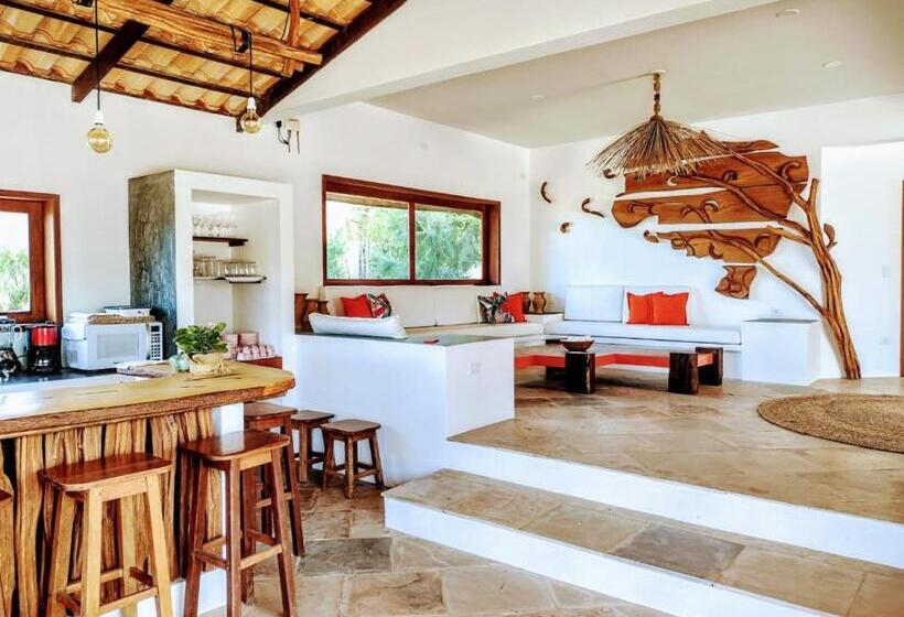 호스텔 Villa Pinolo By Kabana