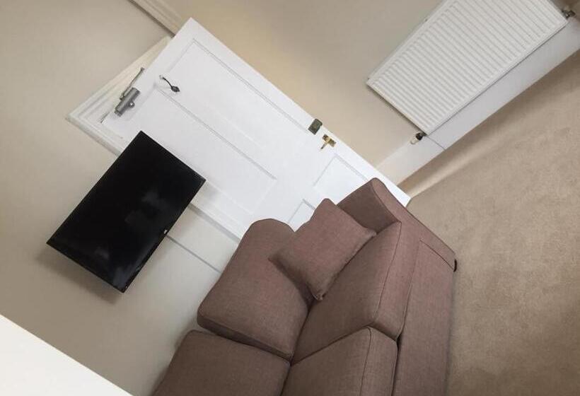 مبيت وإفطار Dryburgh Arms Pub With Rooms