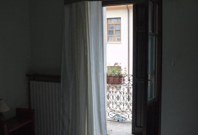 مبيت وإفطار Il Mughetto