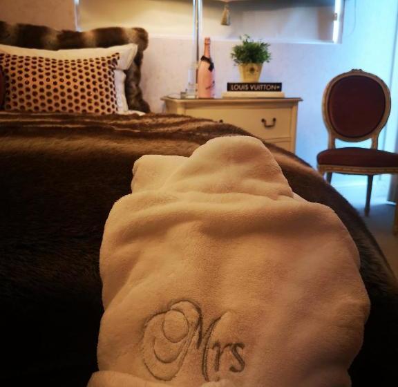 مبيت وإفطار Maison Le Pur Sang