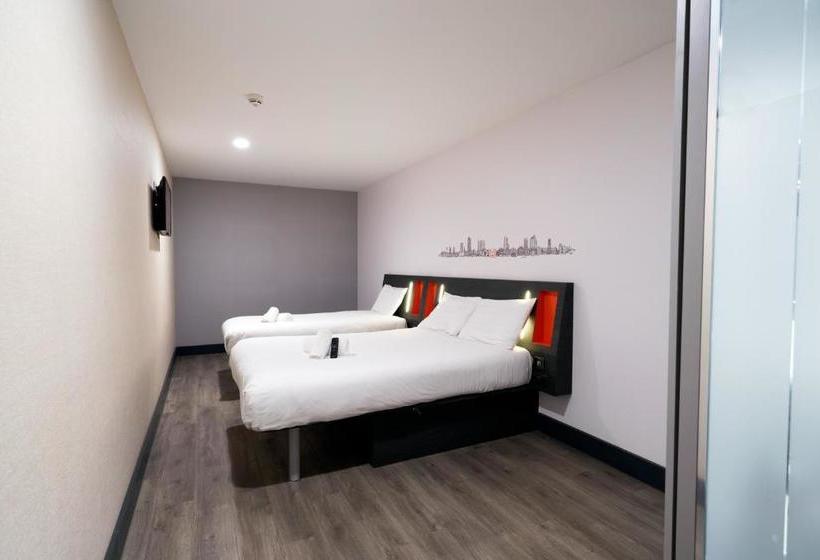 Easyhotel Leeds
