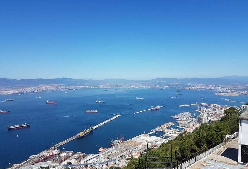 Hostel Puerto Algeciras