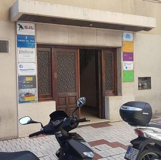 Hostel Puerto Algeciras