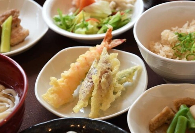 Отель Dormy Inn Takamatsu Chuo Koenmae Natural Hot Spring