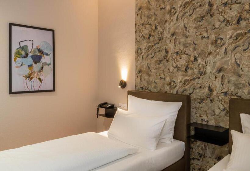 בית מלון כפרי Hof Ehrenfels