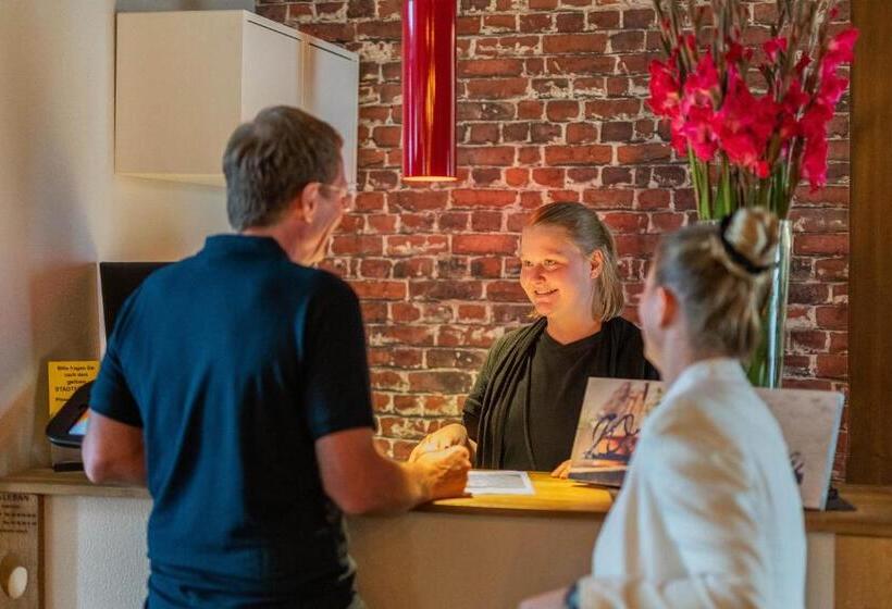 בית מלון כפרי Hof Ehrenfels