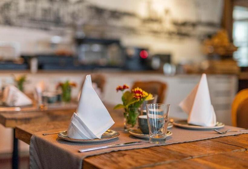 בית מלון כפרי Hof Ehrenfels