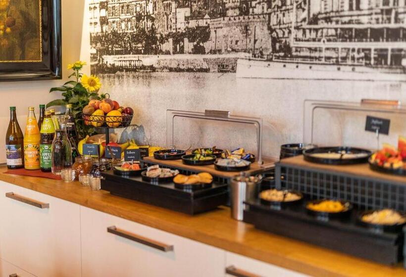 בית מלון כפרי Hof Ehrenfels