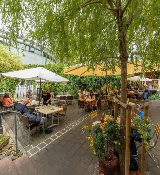 בית מלון כפרי Hof Ehrenfels