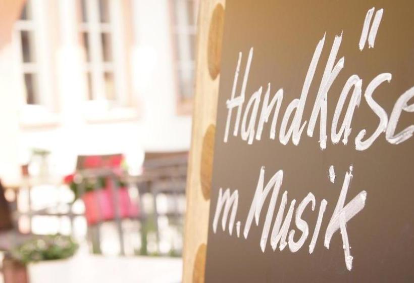 בית מלון כפרי Hof Ehrenfels