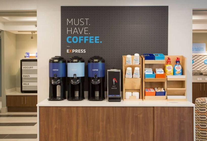 فندق Holiday Inn Express Chelmsford, An Ihg