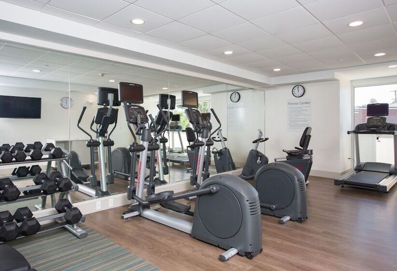 فندق Holiday Inn Express Chelmsford, An Ihg