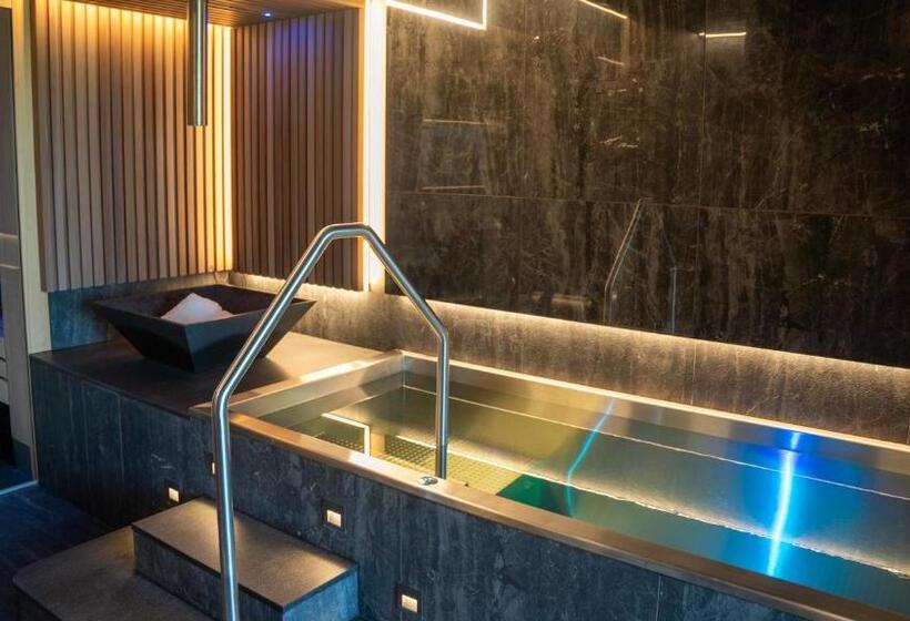 ホテル Hraniční Zámeček