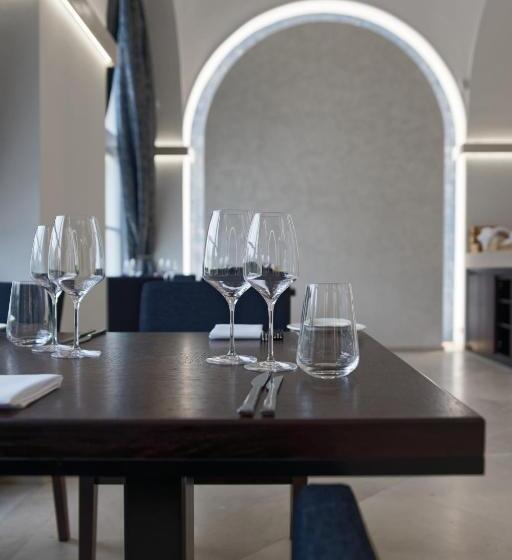 ホテル Hraniční Zámeček