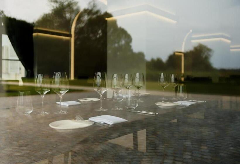 ホテル Hraniční Zámeček