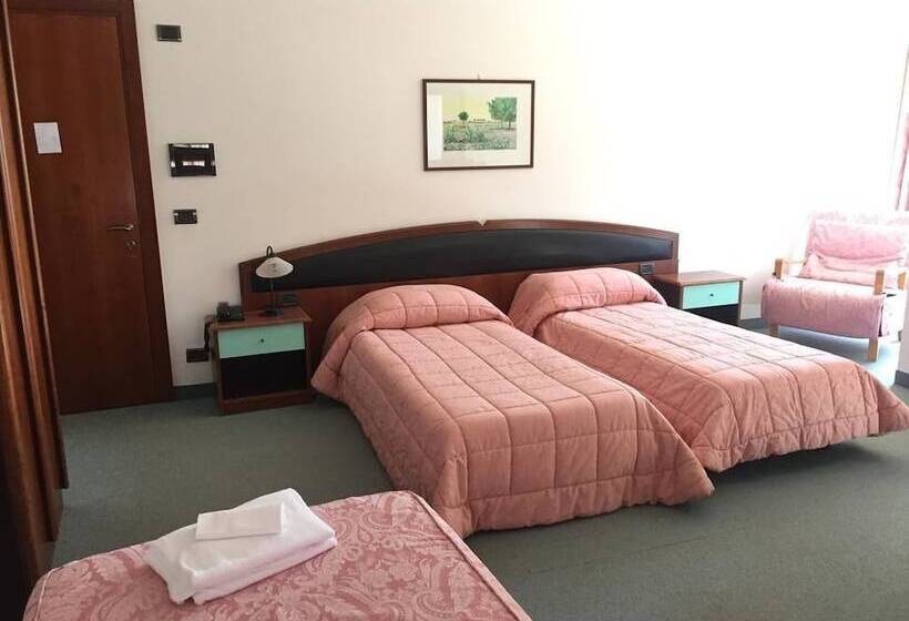 Отель Ristorante La Madia