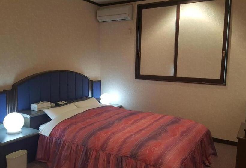 בית מלון כפרי Sango