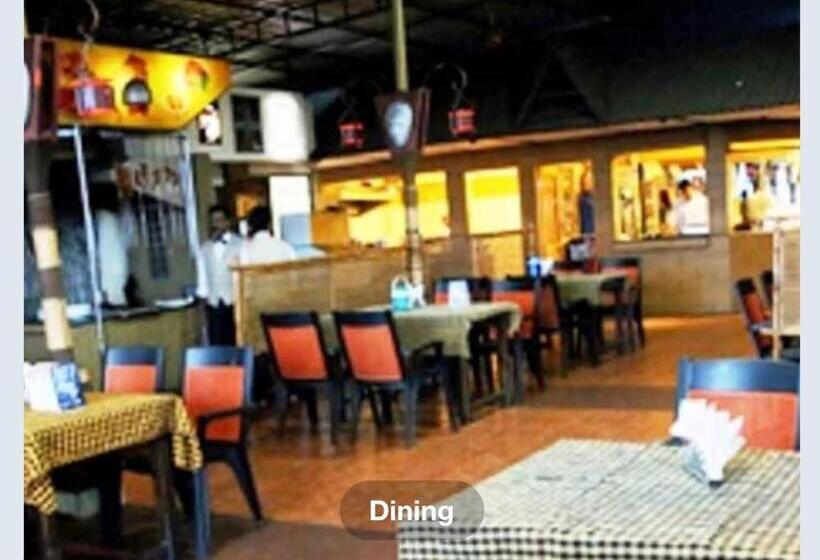 בית מלון כפרי Sasthapuri