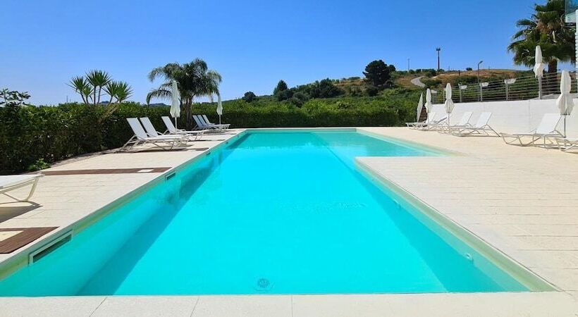 هتل Villa Landolina