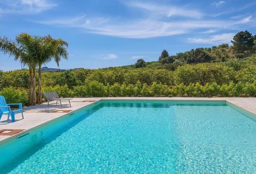 هتل Villa Landolina