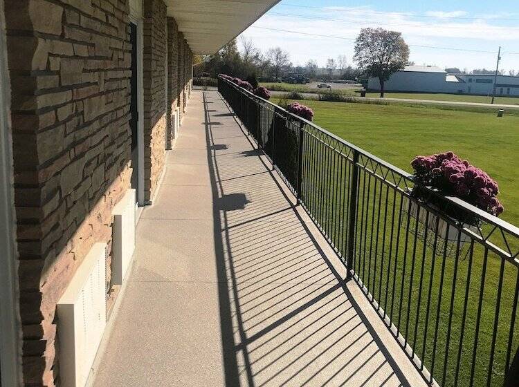 فندق على الطريق Country Inn Listowel