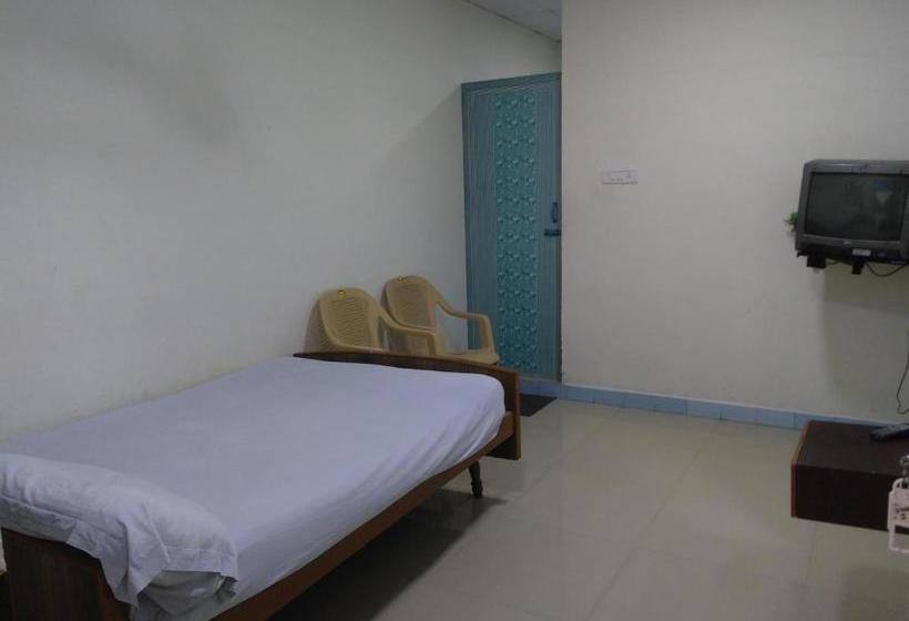 ペンション Abirami Guest House