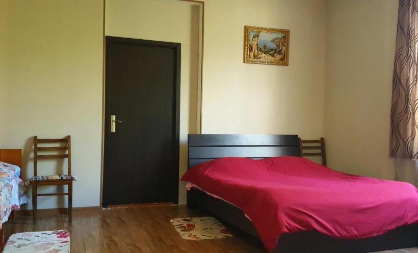 پانسیون Babibu