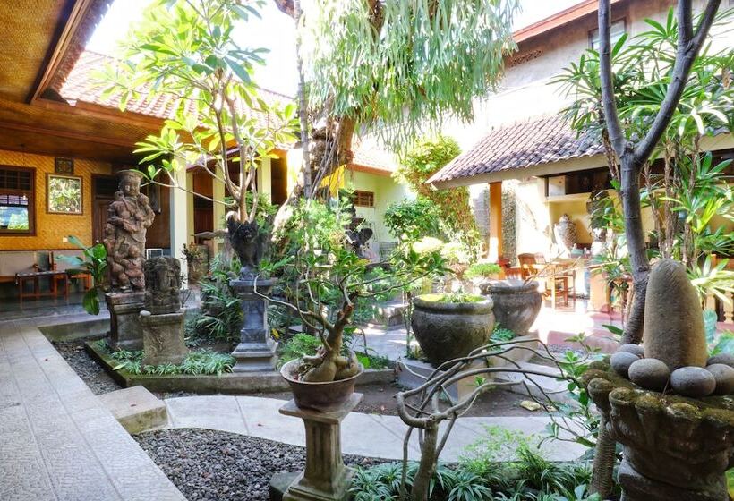 膳宿费 Bamboo Inn Kuta